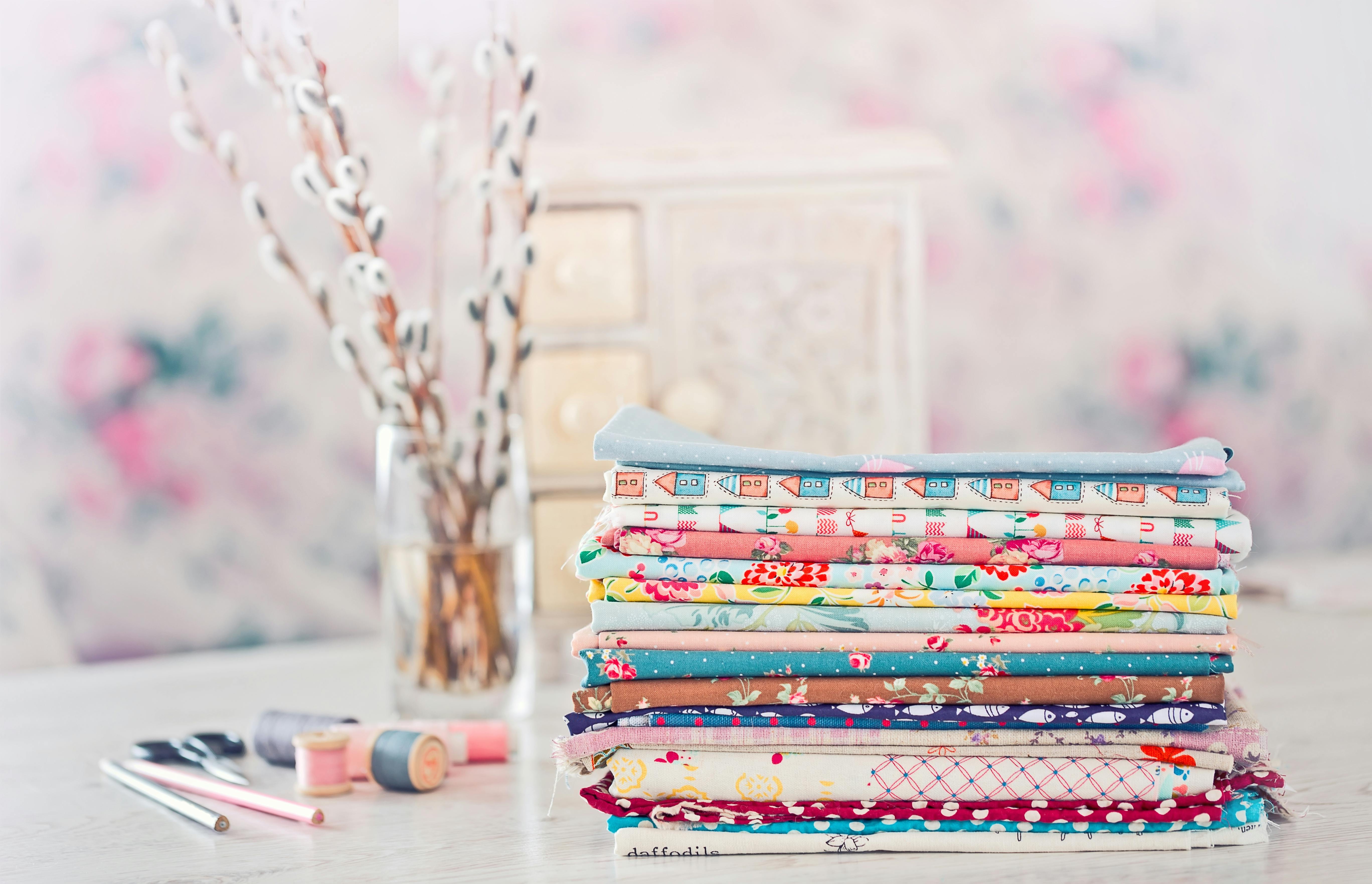 Die geeignetsten Stoffe für die Herstellung von Quilts und Steppdecken